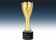 Piala Emas Disepuh Logam 18K Kustom Dengan Pola Bintang Untuk Piala Liga