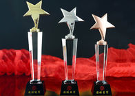 Piala Kristal Buatan Tangan Dan Penghargaan Dengan Bintang Emas / Perak / Perunggu Logam