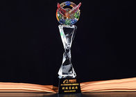 Piala Dan Penghargaan Pangkalan Kristal Dengan Elang Glaze Berwarna Di Atas