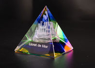 Piala 3D Piala Kristal Terukir Colorful Kaca Penghargaan Sebagai Souvenir Kompetisi