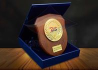 Square Custom Trophy Awards Paket Kotak Hadiah Kayu Sebagai Dekorasi Perusahaan