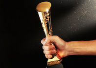 Tahun Bentuk Emas - Polyresin Trophy Cylinder Trophy - End Bonus Untuk Staf Perusahaan